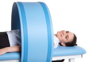 Magnetfeldtherapie-Applikator SL70 für Rücken-, Rumpf- und Brustprobleme. Bietet eine Tiefentherapie für einen ausgewählten Teil des Körpers.